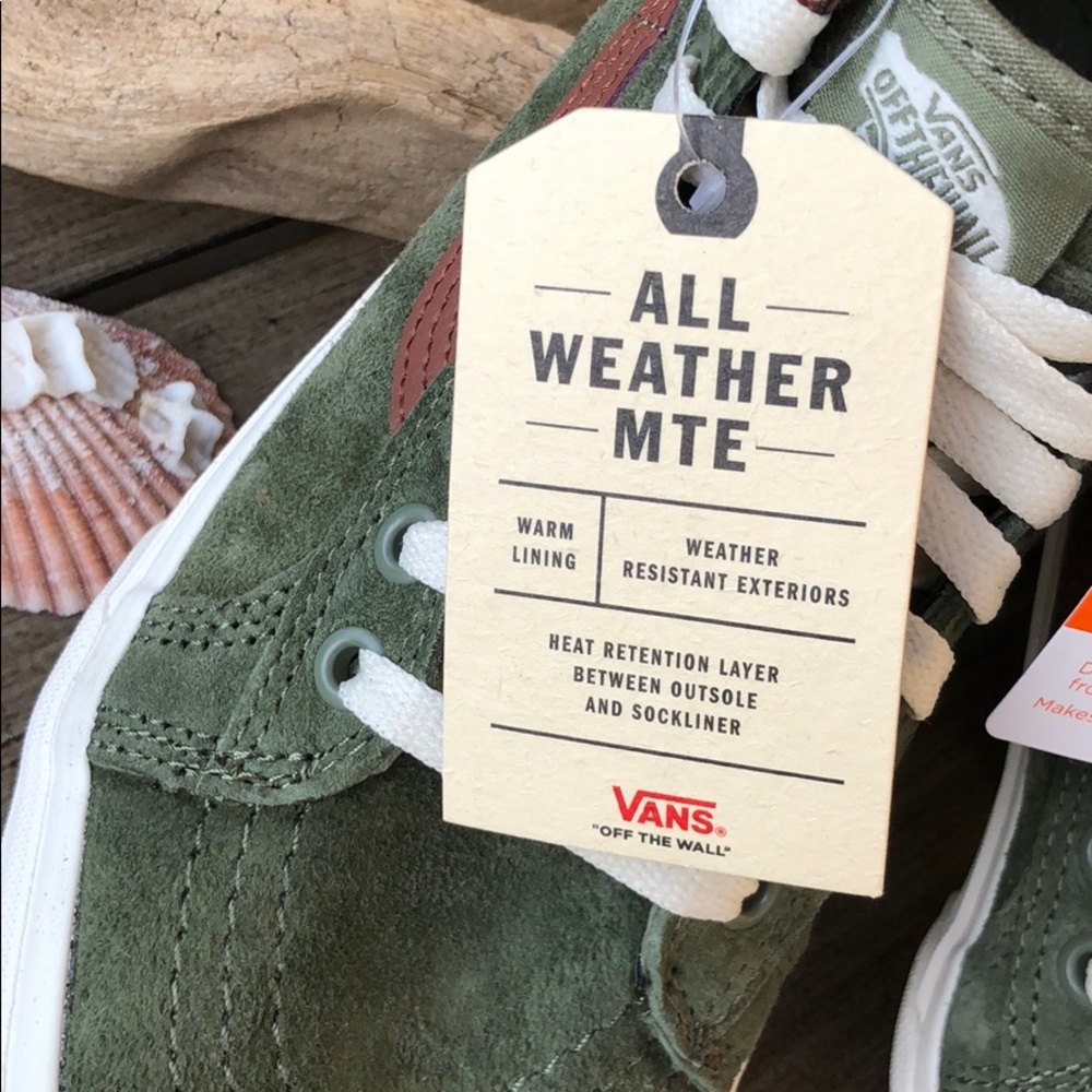 🌴🌼VANS- MOUNTAIN ALL WEATHER PROOF HIGH TOPS🌼🌴 - Picture 6 of 14